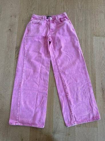 Pretty Little Thing  - Baggy Wide Leg Jeans in Pink