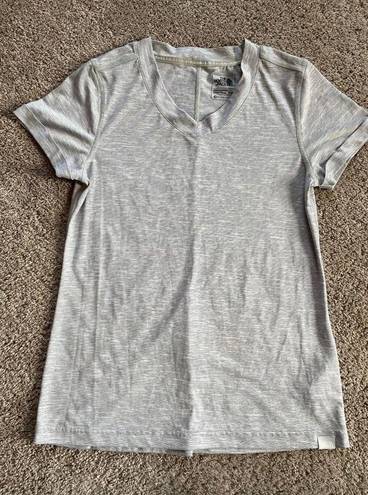 The North Face  woman’s small gray athletic top