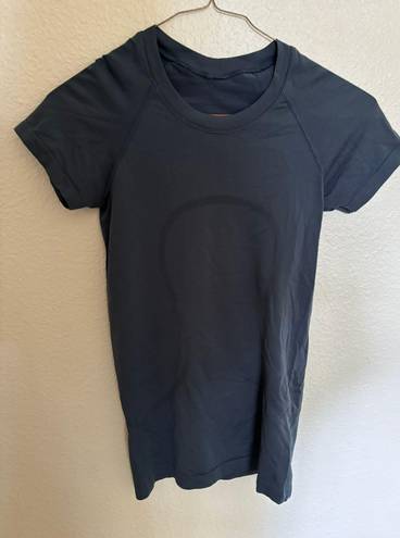 Lululemon Swiftly Tech Short Sleeve