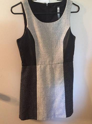 Kensie  Wool Work Gray and Black dress