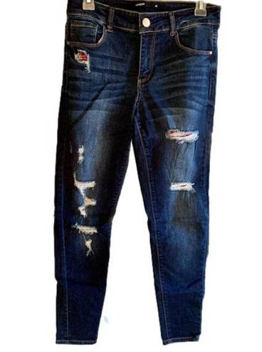 Harper  Distressed Jeans