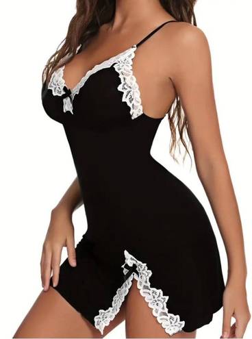 Boutique Black & White, Laced Hem, Night Slip