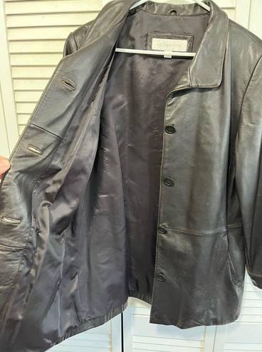 Liz Claiborne Women’s Leather Jacket Size Medium 