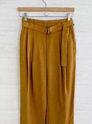 Elizabeth and James  Women’s Paperbag Waist Pleated Camel Color Cuffed Pants Size 4