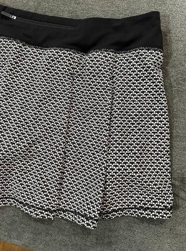 Lululemon  Pace Rival Black & White Print Tennis Skirt Size 10 EUC