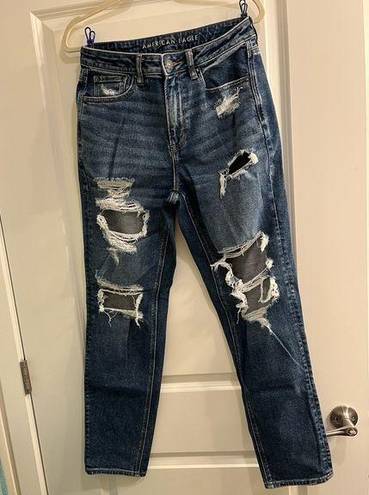 American Eagle Stretch Ripped Mom Jeans Size 8 Extra Long Dark Washed