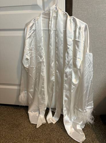 White Robe With Feathers Size M