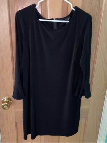 Laundry by Shelli Segal NWT!  Black Dress - Medium