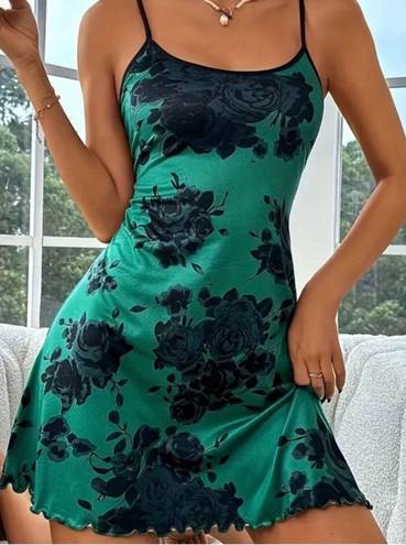 Boutique Emerald & Black Rose, Pajama Gown