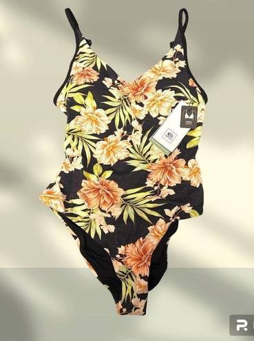 Rip Curl Sol Seeker Good One Piece Swimsuit size XS New w/tag $99