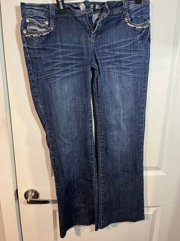 GRACE IN LA Grace In L.A. (GLA) Bling Y2K Vintage Crystal Denim Capri Style Jeans - Size 13