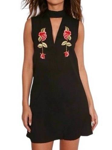 Pretty Little Thing New  Embroidered Floral Choker Neck Shift Dress Black Size 4