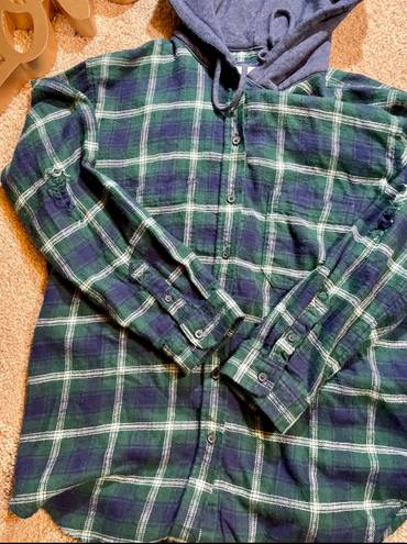 American Eagle AE Oversized Hooded Flannel Shacket