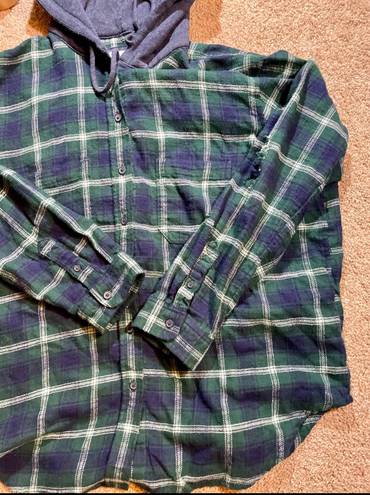 American Eagle AE Oversized Hooded Flannel Shacket