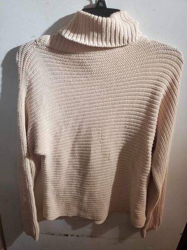 Garnet Hill  size small cream colored turtleneck sweater bust  34 inches