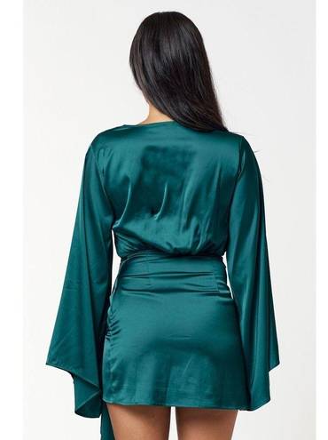 Blue Blush  Emerald Long Sleeve Satin Drape Mini Dress Sz M NEW