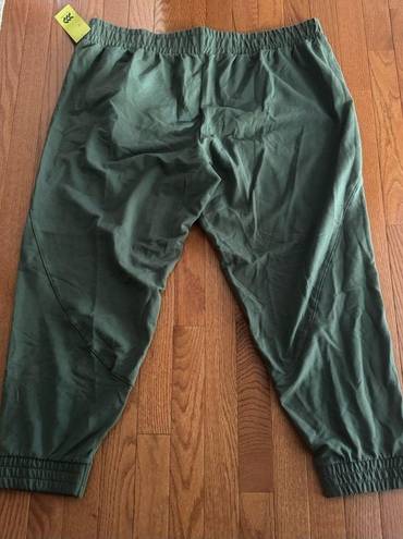 All In Motion  Women's Plus Size Mid-Rise French Terry Joggers green olive XXL