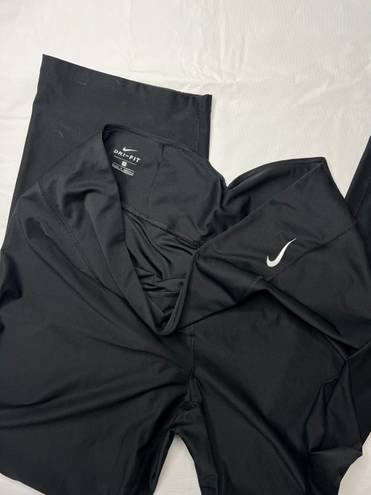 Nike High Waisted Dri-Fit Yoga Straight Wide Leg Legging Pant