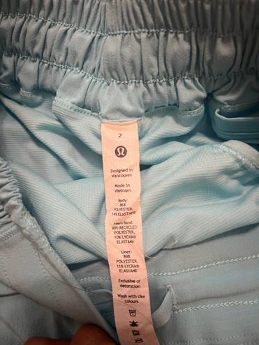 Lululemon NWOT  Hotty Hot 4”