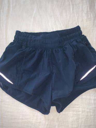 Lululemon Hotty Hot Short 2.5”