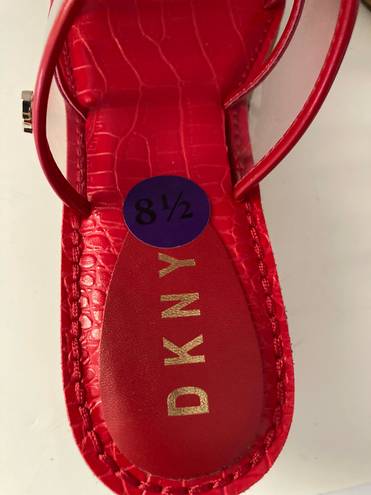 DKNY Wedge Sandal Size 8.5