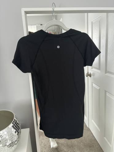 Lululemon Swiftly Tech Short Sleeve