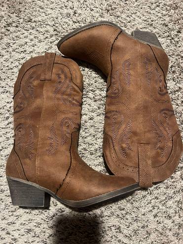 Cowgirl / Cowboy Boots Brown Size 7