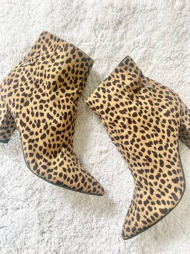 Guess The Cora Cheetah Print Bootie Size 7 Tan Black K255