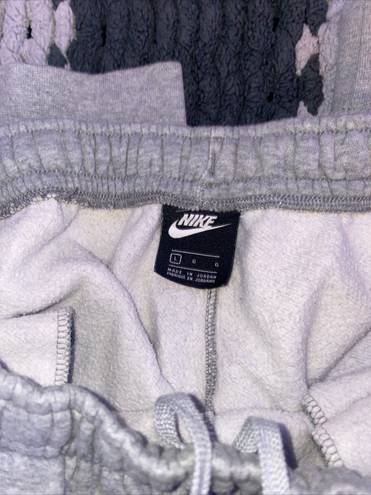 Nike Large Grey Cargo Sweatpants