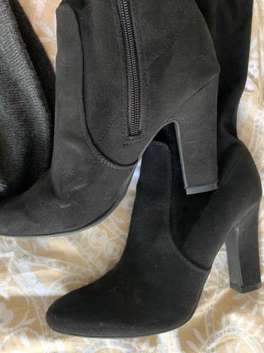 Unisa Knee High Black High Heels Boots