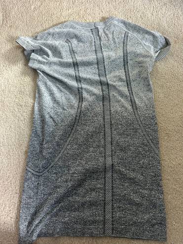 Lululemon Swiftly Tech Short Sleeve