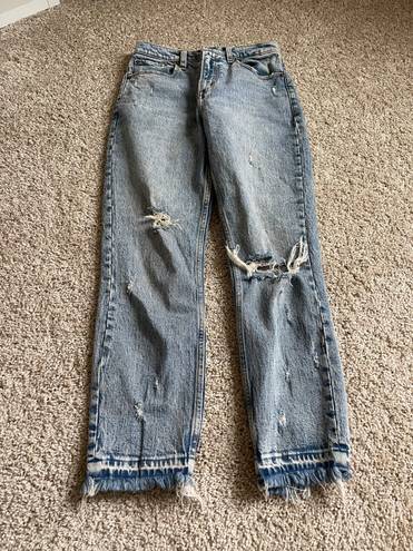 Abercrombie & Fitch High Rise Mom Jeans