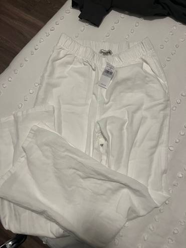 American Eagle NWT  Beach Pants