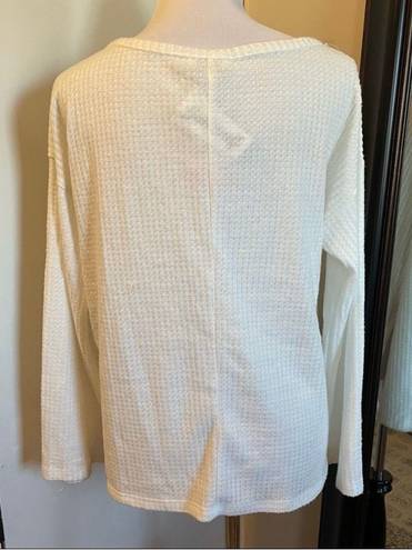 Tresics Large White Sweater