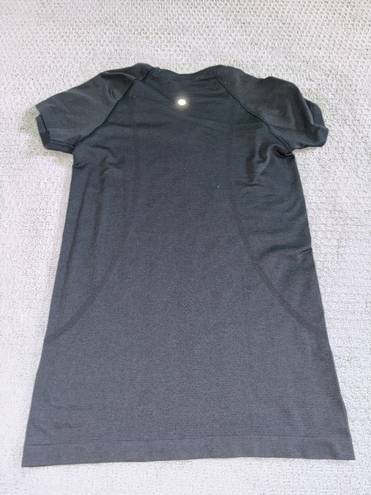 Lululemon Swiftly Tech Short Sleeve