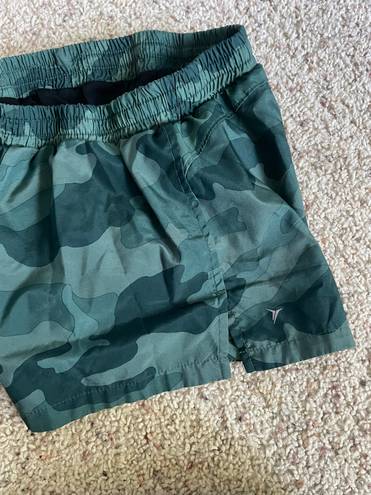 Old Navy Active shorts