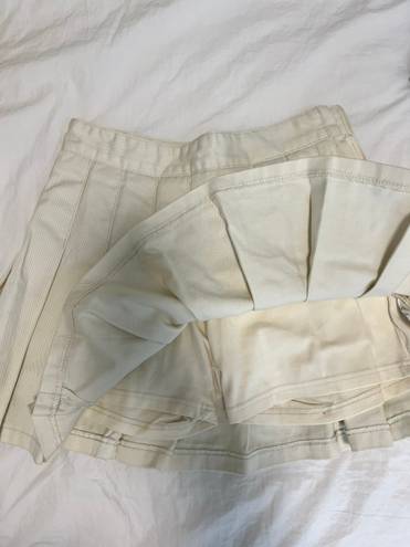 Brandy Melville Cream Pleated Skirt With Shorts