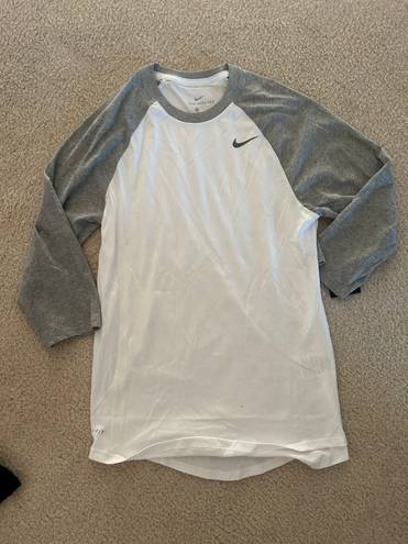 Nike Gray  tee