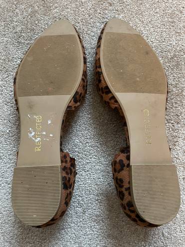 Restricted Shoes Woman's Leopard Flat Shoes Size 9