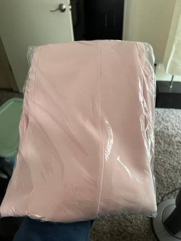 Lululemon Nwt  Softstreme HR Pant Strawberry Milkshake