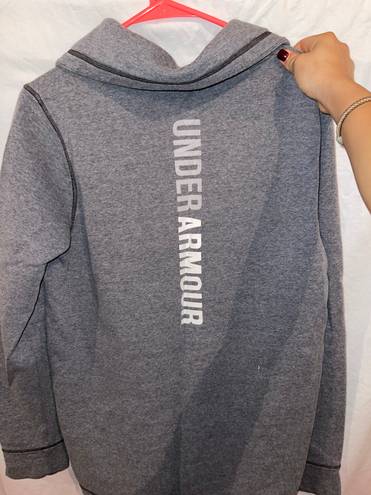 Under Armour Sweatshirt