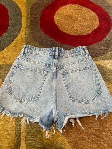 ZARA Acid Wash Light Wash High Waisted Frayed Denim Jean Shorts Women’s Size 4