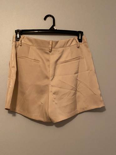 Glam | Beige Belt Loop Flowy Skort with Pockets