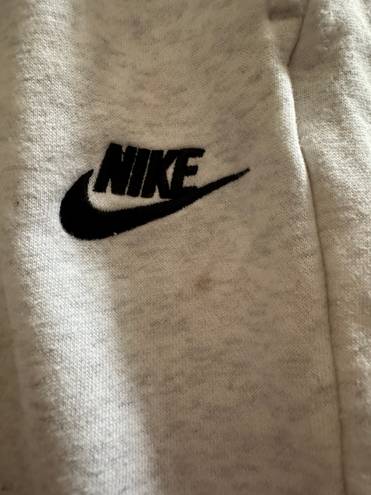 Nike White Joggers Sweatpants