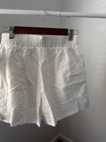 Aurelle Swim NWT  White Linen Beach Shorts