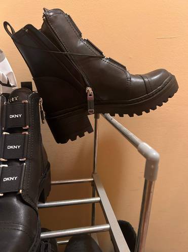 DKNY BOOTS