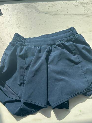 Lululemon Hotty Hot Shorts 4”