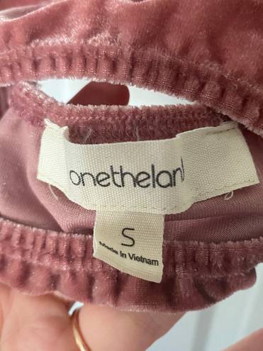 onetheland Velvet  Bralette Small Pink