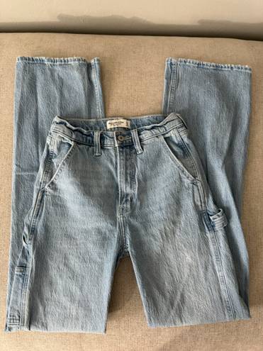 Abercrombie & Fitch 90’s Relaxed Jeans