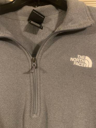 The North Face 1/4 Zip Pullover